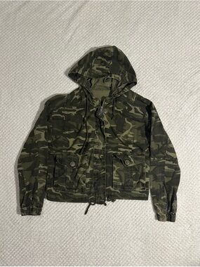 Camo Hooded Utility Jacket in Olive Green